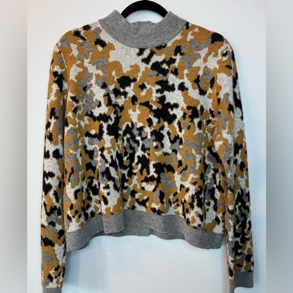 COS Sweaters - COS Wool Blend Mottled Print Sweater | Size M | Button Back